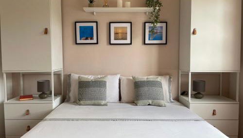 Villa with Private Pool near the Beach and Pula - Photo 3