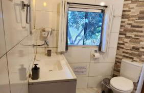 Bangalô Sol e Lua - ao lado da portaria do Parque Nacional - Foto 17