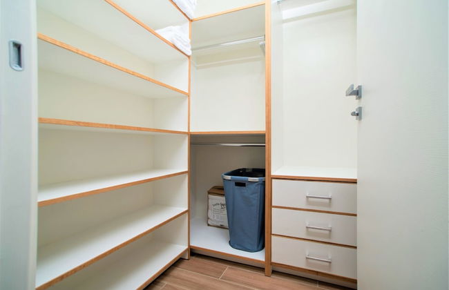 Cayman Luxury Rentals at One Canal Point - Foto 21