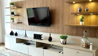 Apto Lindo e Completo com piscina e jacuzzi - Foto 2