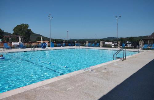 Secluded Lakeview retreat by Eureka Springs-CANOE - Foto 52