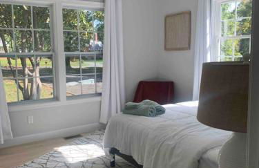 Tranquil Trio 6 BR, 4 BA, 3 Units, Deer Haven - Foto 13