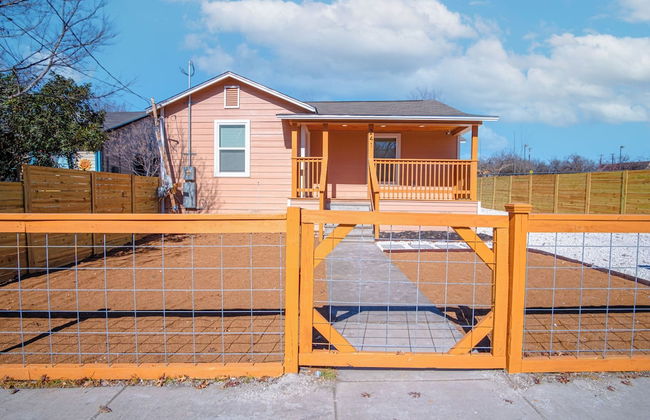 Adorable 4BR 2BA Close to Riverwalk and Downtown - Foto 1