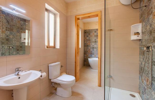 Nadurin Gozitan Villa 7 Bedr 2 Pools - Foto 15