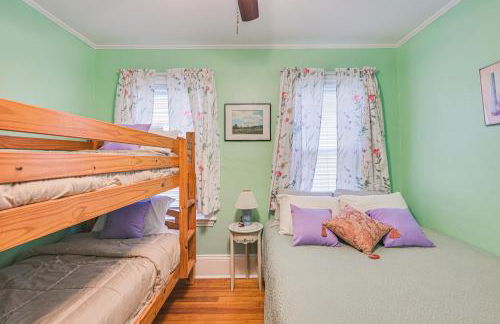 5 Mi to Dtwn Boston! Family-Friendly Medford Apt - Foto 16