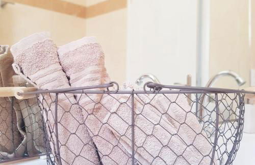 Katy's Luxury Apartments - Photo 14