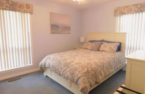 Secluded Home with Mini Waterfall and a Creek in Hot Springs - Foto 21