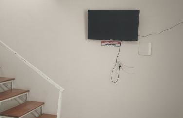 Loft estilo kitnet sem garagem próx Mega atacado da Guaíra - Foto 8