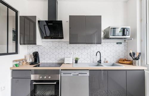 Le Steel-Appart Cosy-Parking-WIFI-NETFLIX - Foto 11