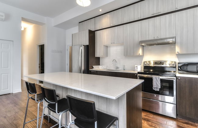 St Laurent Apartments - Foto 16