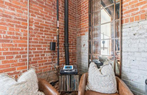 Industrial Modern Loft in Downtown Lafayette - Foto 13