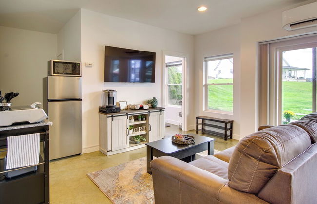 Chic and Modern Snohomish Hideaway on a Working Farm - Foto 15