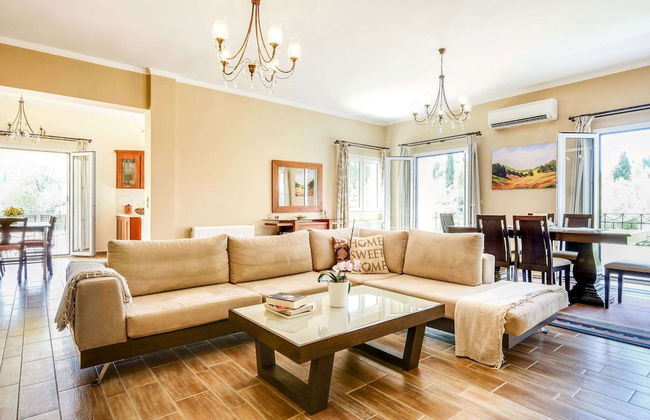 Villa in Kerkira Near Corfu Beaches - Foto 1