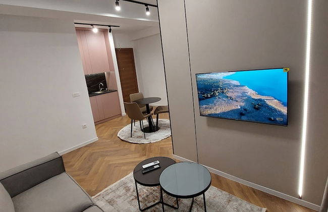 Executive Suites by Modern Living - Photo 14