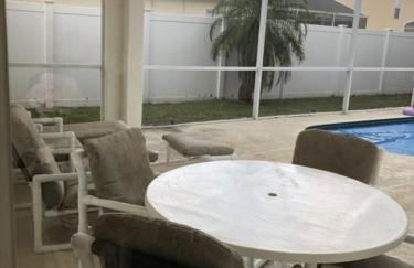 Family Fun Vacation Home 4 Bedroom Villa by RedAwning - Foto 40