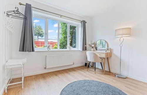 Luxury Modern House - 8 mins to NEC, Airport - Foto 35