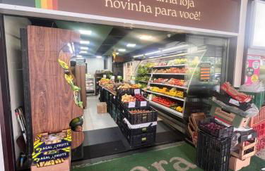 Barra Mares-apto p 4 pessoas em frente ao posto 4 Barra - Foto 47