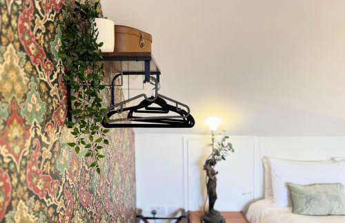 Stylish and Cosy stay in the Heart of Malton - Photo 48