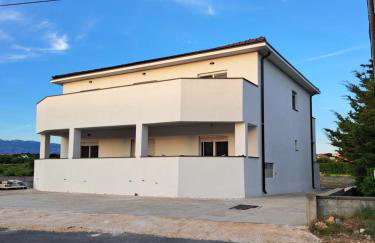 Apartmani Emanuel - Foto 16