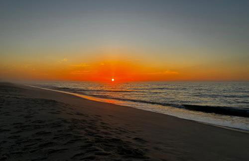 Refúgio Frente ao Mar há Passos da Areia com piscina - Foto 6