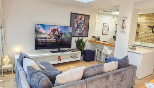 2-Bedroom flat with private patio & firepit in Shepherds Bush near Hammersmith by Staylio Ltd - Foto 2