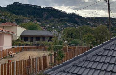 Madelulu House - Photo 4