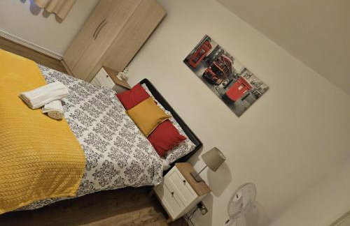 Modern 2-Bed Apt Near Hospital and University of Birmingham - Photo 4