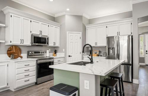 Modern & Comfortable with Luxury Master Suite - Foto 15