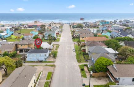 Beach lovers dream come true walking distance to the sandy shores - Foto 35