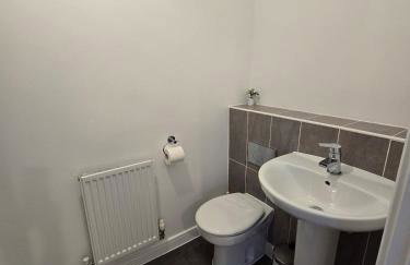 The Charm Luxury House - 8mins to NEC, Birmingham Airport - Foto 12