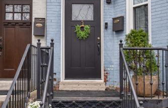 Sojourn Classic DC Rowhouse with Parking - Foto 28
