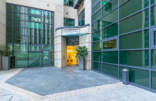 Chic, Contemporary 3BR Flat in Prime Canary Wharf - Foto 31