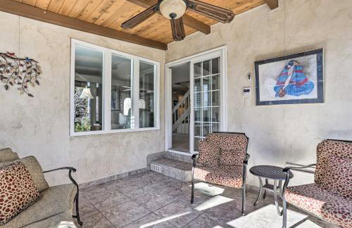 Near Shops & Eats! Centennial Home w/ Sunroom - Foto 34