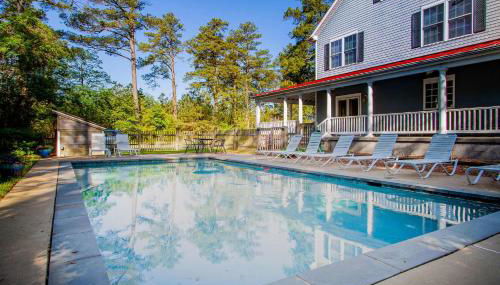 Chesapeake Waterfront - 7BR 5BA - Beach Pool Dock - Foto 4