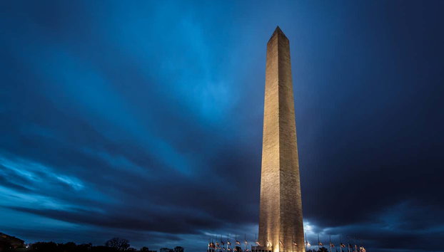 Washington DC Night Bus Tour - Photo 4