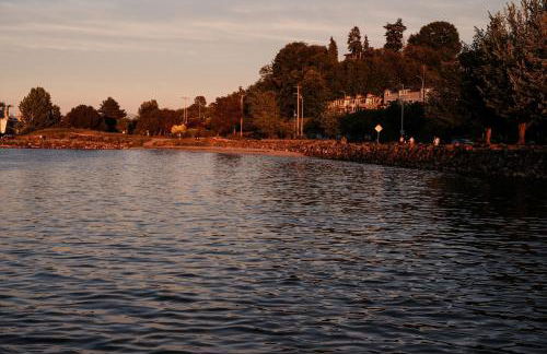 Bos Cozy Victorian Top Floor Duplex Unit with Puget Sound views - Foto 47