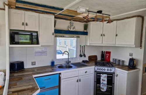 Driftwood Cabin - Dog Friendly, Anderby Creek - Photo 5