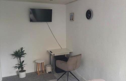 Zimmer mit eigenem Bad und eigenem Eingang - Foto 3