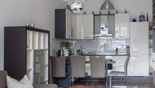 3 Raum FeWo Karl May, gehobene Ausstattung, Radebeul-Ost, 76qm - Foto 4, stove, dishwasher, minibar