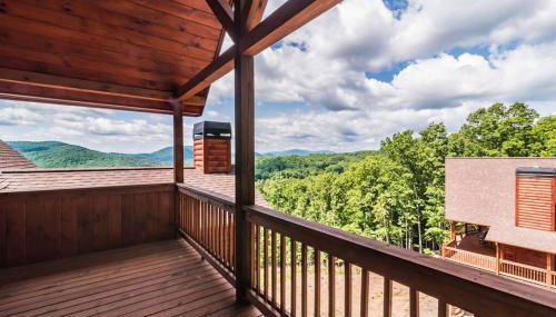 Majestic mountaintop cabin, hot tub, fireplaces - Foto 5