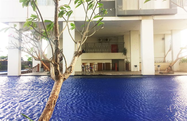 Prime Location Studio Apartment at Elpis Residence near Ancol - Photo 30