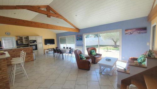 La belle Vendéenne - Photo 2, stove, minibar