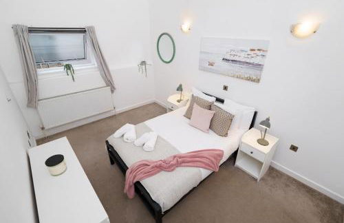 Modern 3BR - Flat Sleeps 8 - Walk to Liverpool St - Foto 25