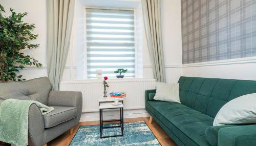 Modern house, sleeps up to 9 - Foto 2