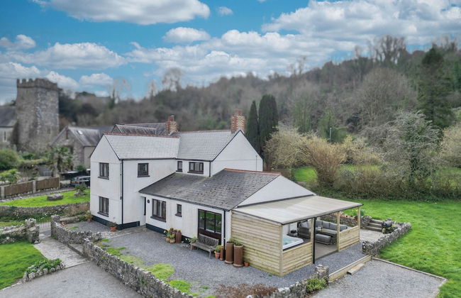 Hill House - 4 Bedroom - Llanrhidian - Photo 63