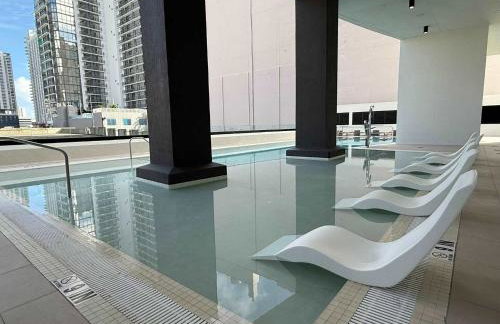 Downtown Miami 1BR Walk to Bayside Kaseya Gym Pool - Foto 1