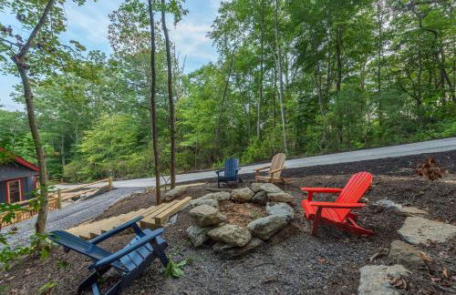 Cozy Modern 2-Bedroom Cabin Getaway - Foto 12