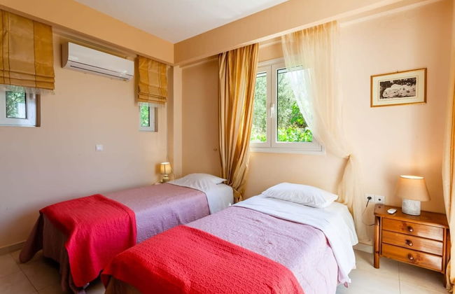 Verga Majestic Sunsets - Elegant Chic Retreat - Photo 30