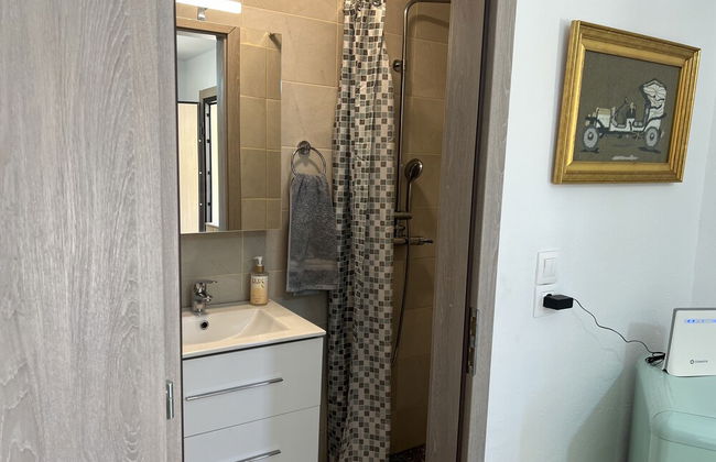 Ecological Studio Flat in Kalyvia Thorikou, Greece - Foto 10