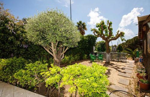 Maravillosa casa con piscina grande y bosque - Photo 36